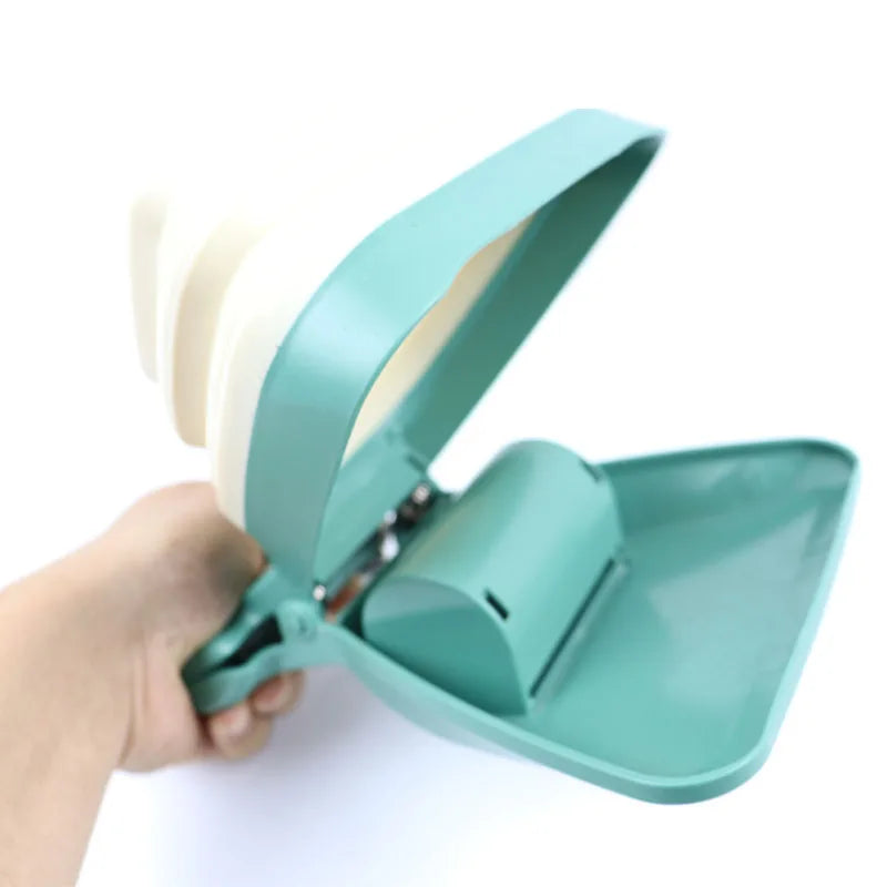 Pelle à excréments pliable pour chien avec 1 rouleau de sacs décomposables, ramasse-excréments propre.